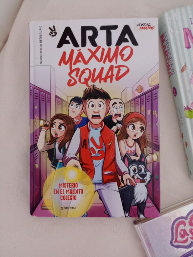 Arta Máximo Squad 1 - Misterio en el maldito colegio