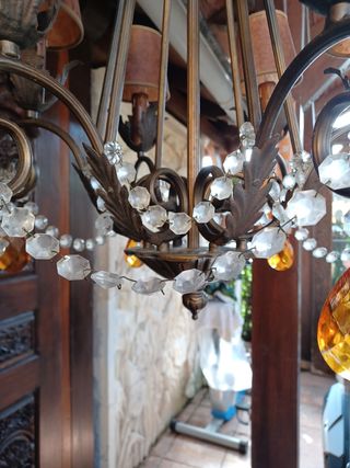 Lámpara de bronce..