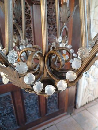 Lámpara de bronce..