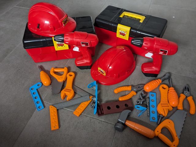 Caja de herramientas de juguete