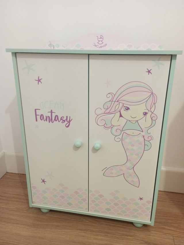 Armario de juguete 