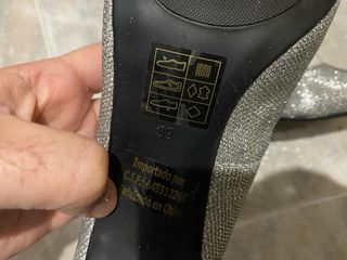 Zapatos lentejuelas plateados