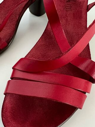 Sandalias cuero piel rojas