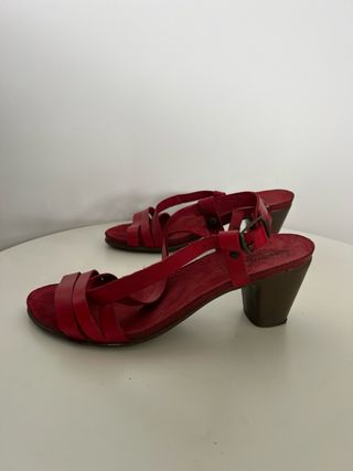 Sandalias cuero piel rojas