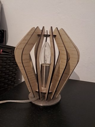 Lampara pequeña IKEA
