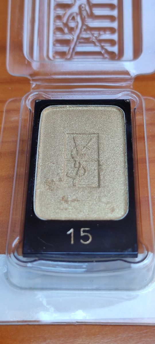 Yves Saint Laurent sombra de ojos