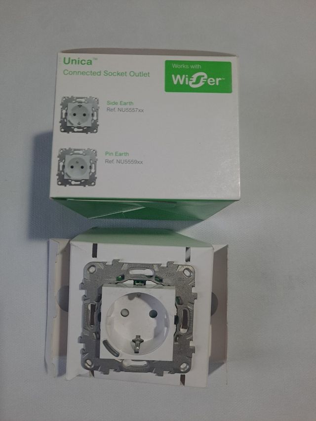 Scheinder Electric NU555718