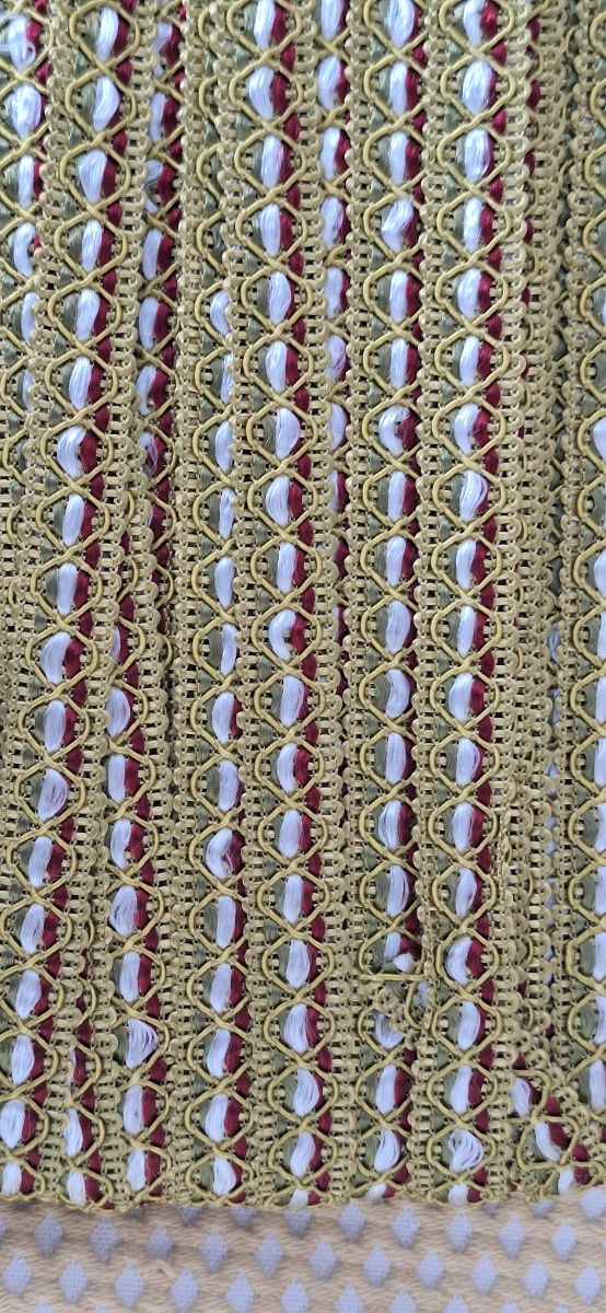 Pasamaneria verde oliva, blanco, burdeo