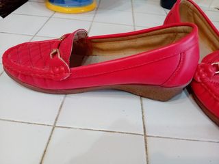 Scarpe rosse in pelle