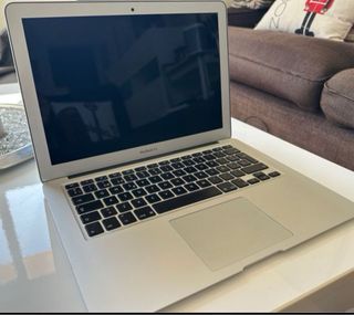 MacBook Apple