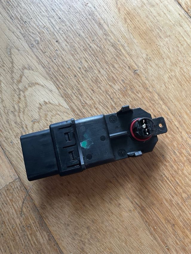 Relé elevalunas eléctrico un solo toque