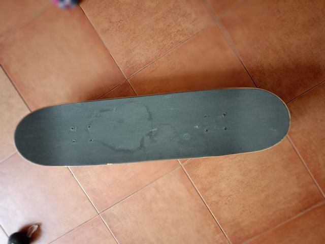 Skateboard