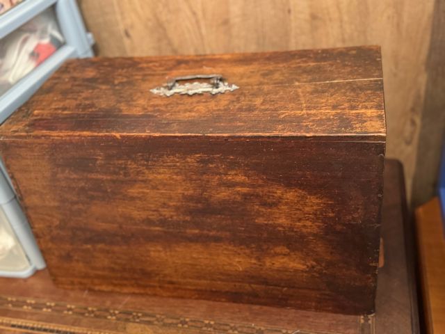 Maquina de coser Gritzner con mesa incluida