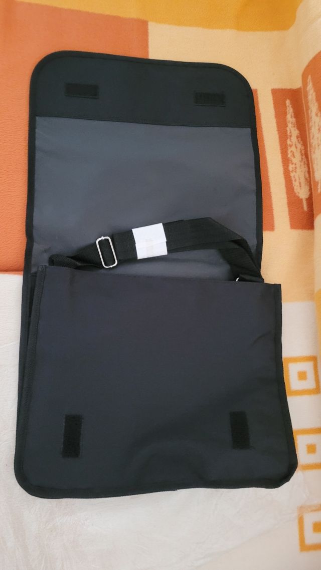 Cartera Sin estrenar