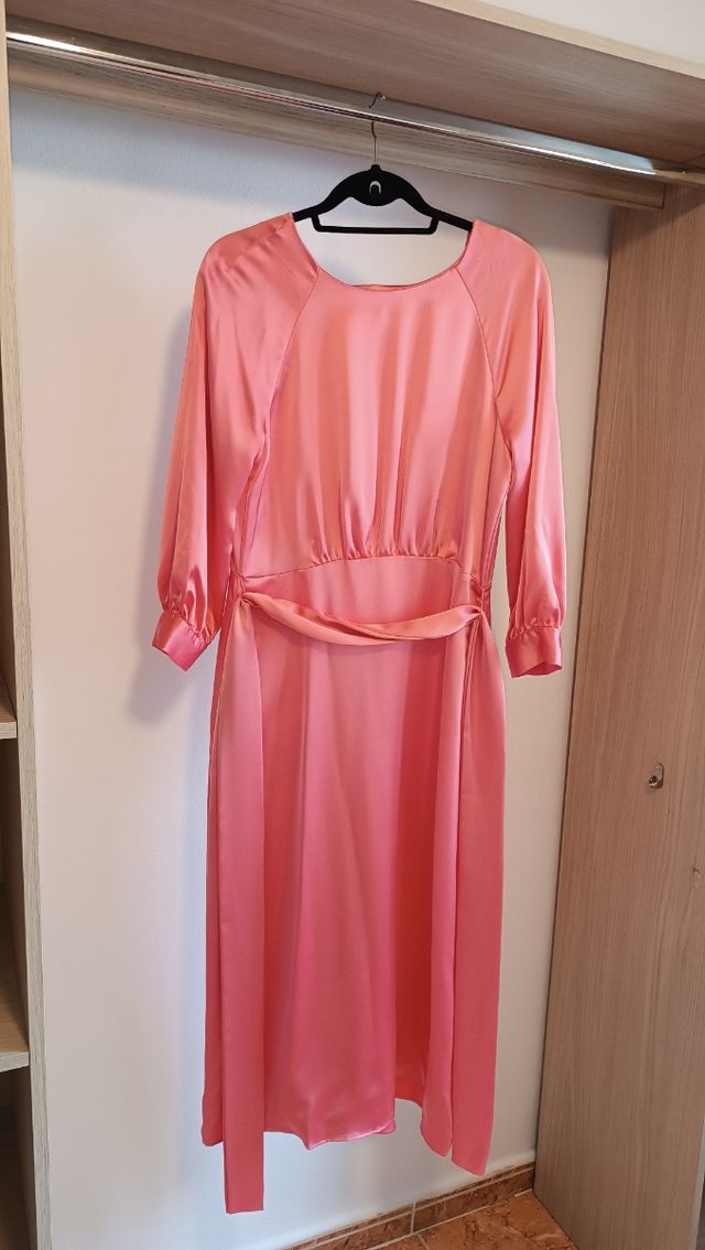 Vestido de fiesta color salmón 