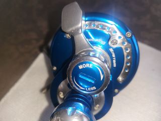 Carrete Pesca.  Jigging Master PE 4