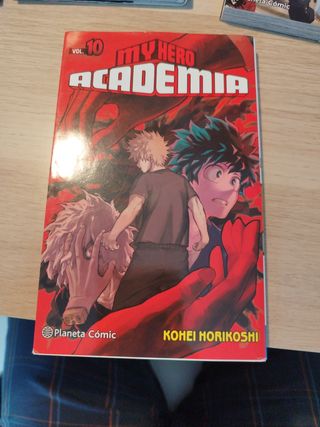 Mangas de My Hero Academia y de Pokèmon