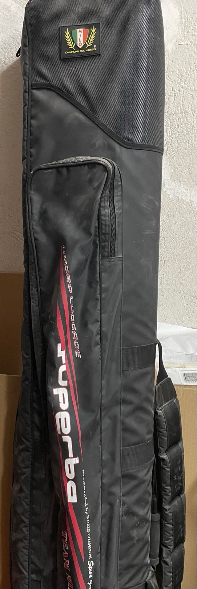 Funda de enchufable Milo superba