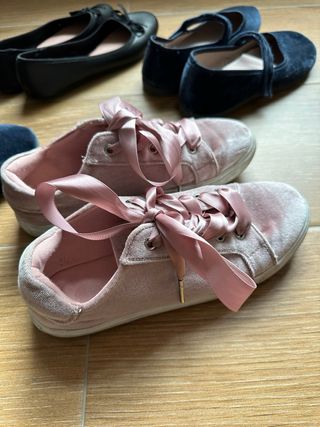 Merceditas y zapatillas niña T35 y 36