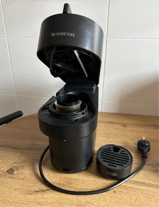 Cafetera nespresso VERTUO 