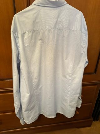 Camisa azul