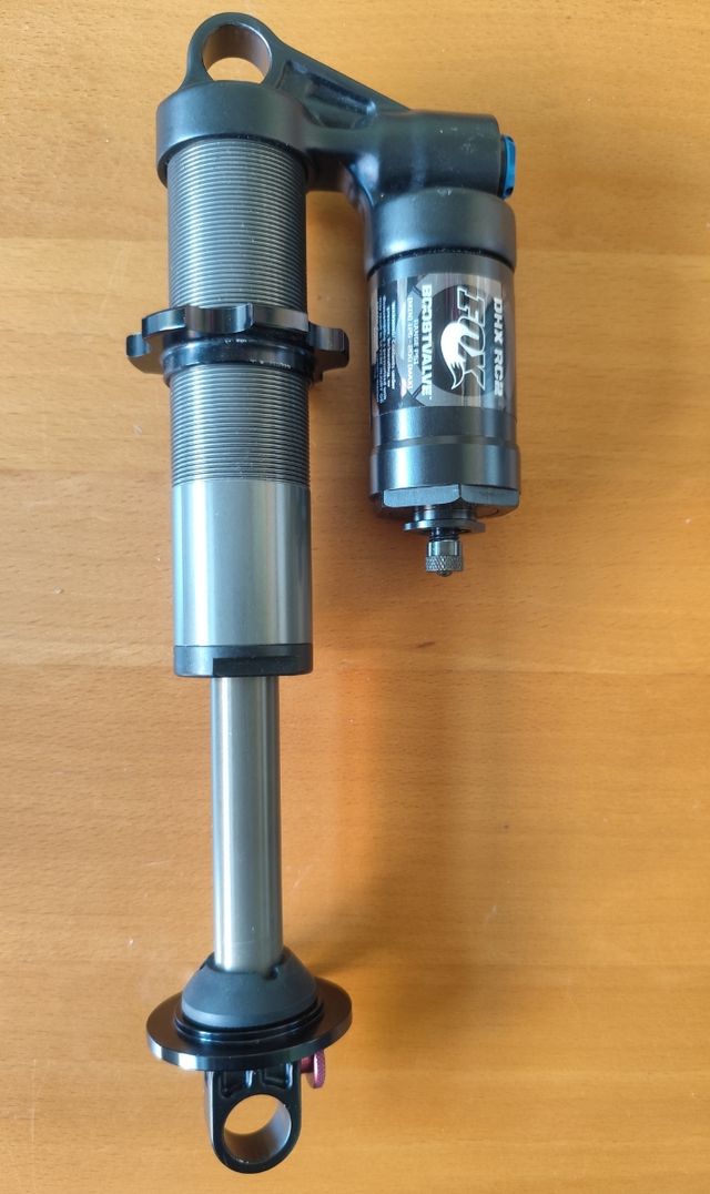 Amortiguador Fox DHX RC2.