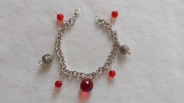 SET collana, bracciale, orecchini,con resine rosse