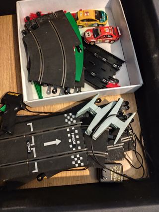 2 Scalextric más 3 coches