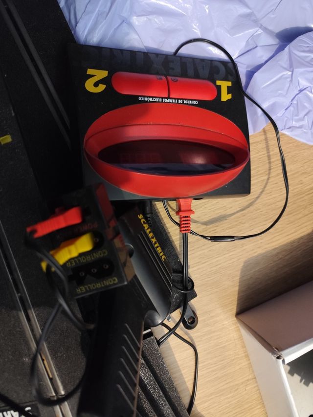 2 Scalextric más 3 coches