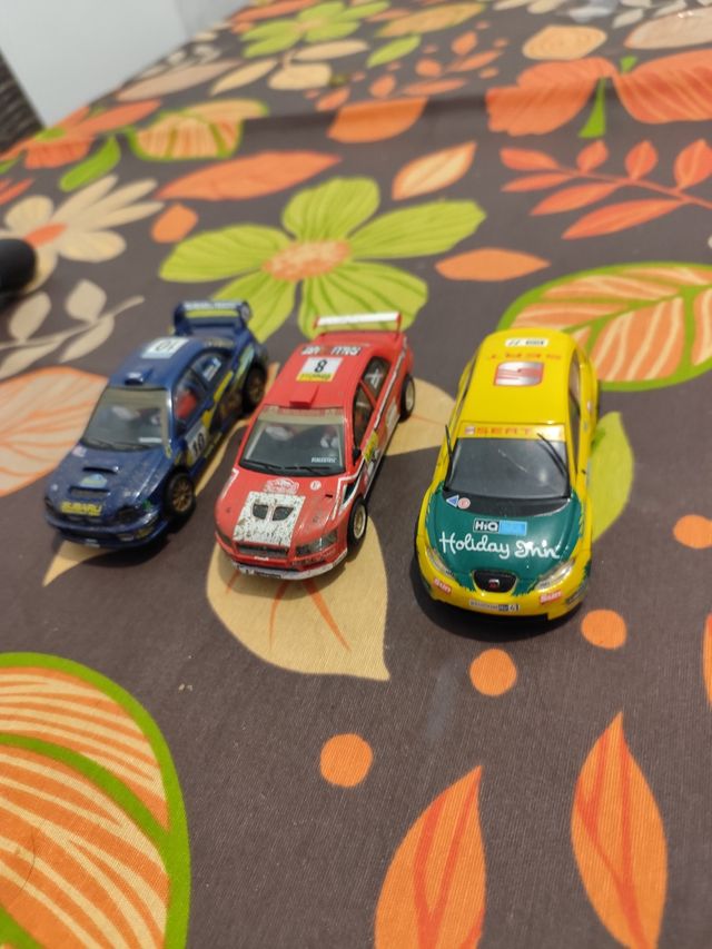 2 Scalextric más 3 coches