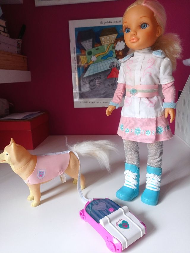 Nancy nieve con su perro