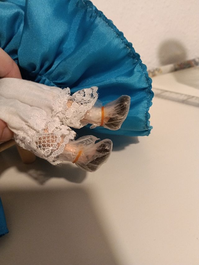 Bellissima bambola in porcellana flamenco di Marín a