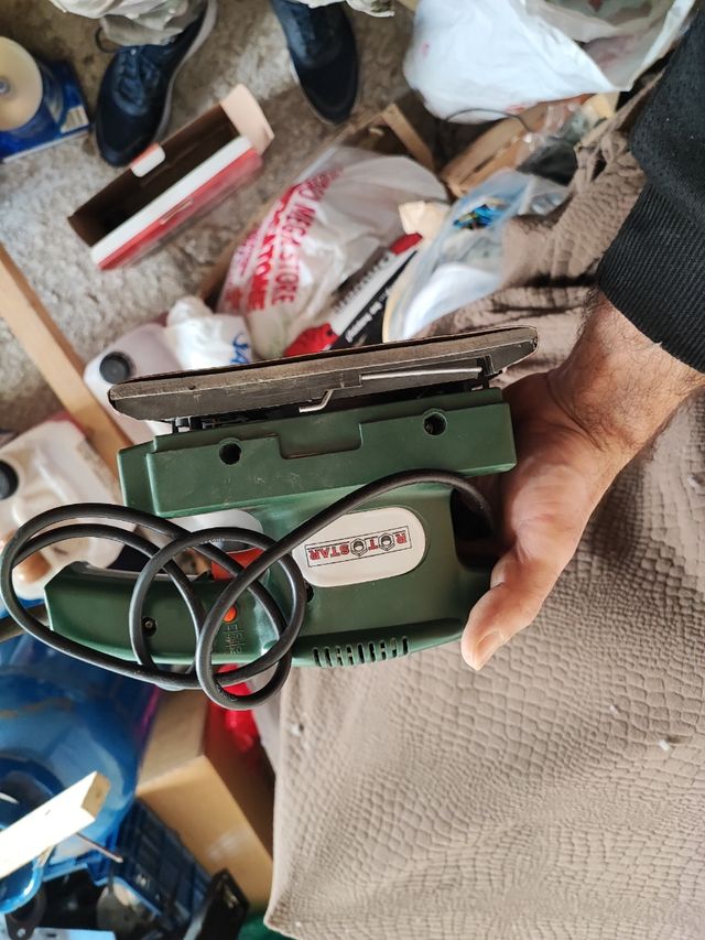 Levigatrice orbitrale