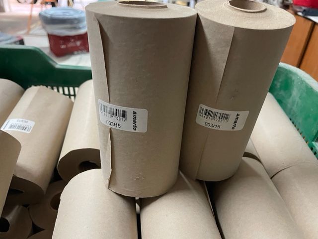 40 rollos de papel de 15 cm 