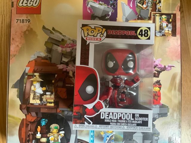 Funko pop Deadpool with Scooter 48