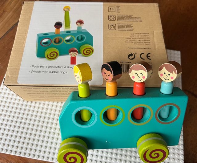 Bus Pop Up Montessori Coche Madera Andreu Toys