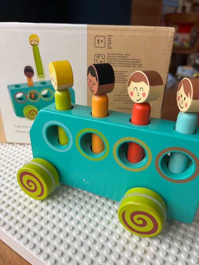 Bus Pop Up Montessori Coche Madera Andreu Toys