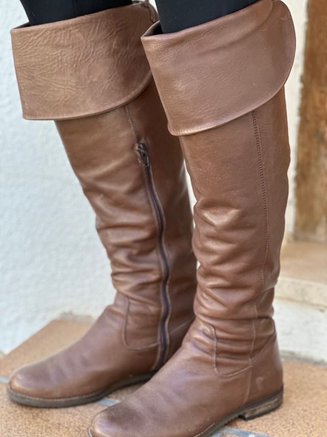 Botas altas mujer piel marrón