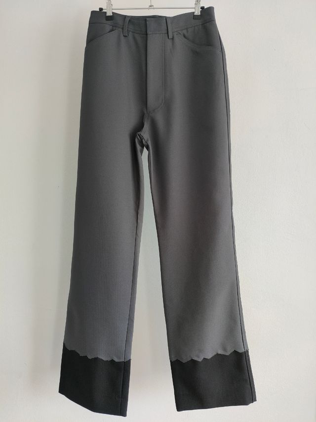 Pantalón bicolor. S. Pilati