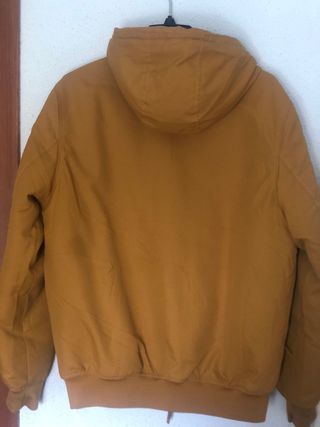 Cazadora hombre capucha