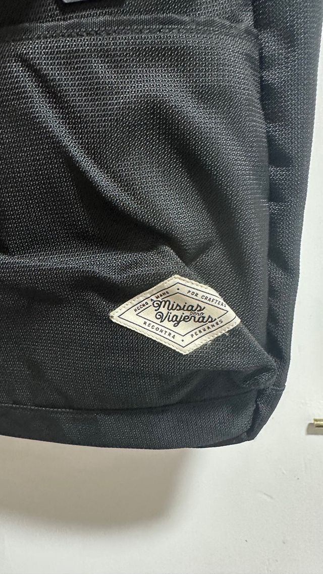 Mochila Mundo Amsterdam Negra MisiaPeroViajera