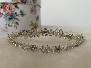 Tiara Novia