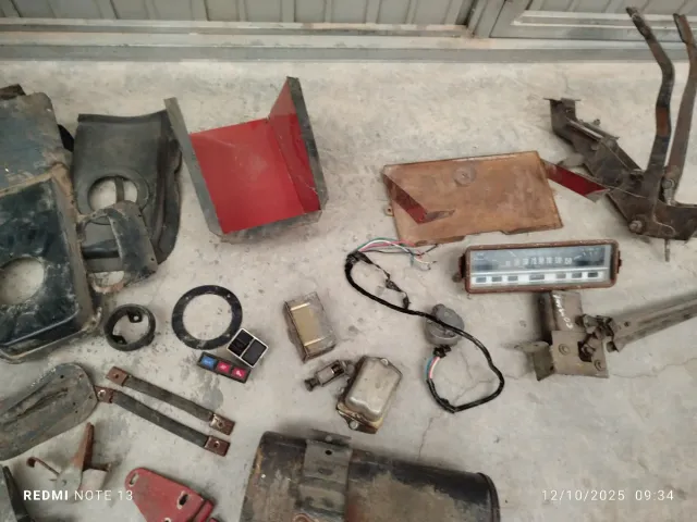 Restos de Jeep comando