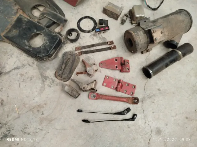 Restos de Jeep comando