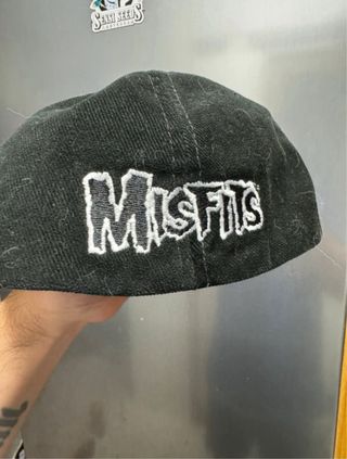 Gorra Misfits 25º aniversario LXL negra