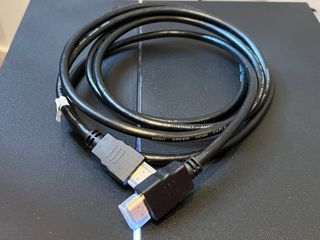 PS4 Slim 500 GB + mando + 3 juegos