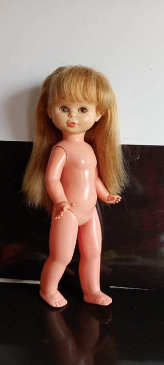 Muñeca trini de famosa de los70