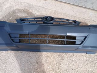 Paragolpes delantero Mercedes Vito 639 .