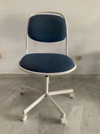 ÖRFJÄLL Silla giratoria Ikea