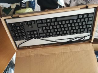 Tastiera e mouse nuovi